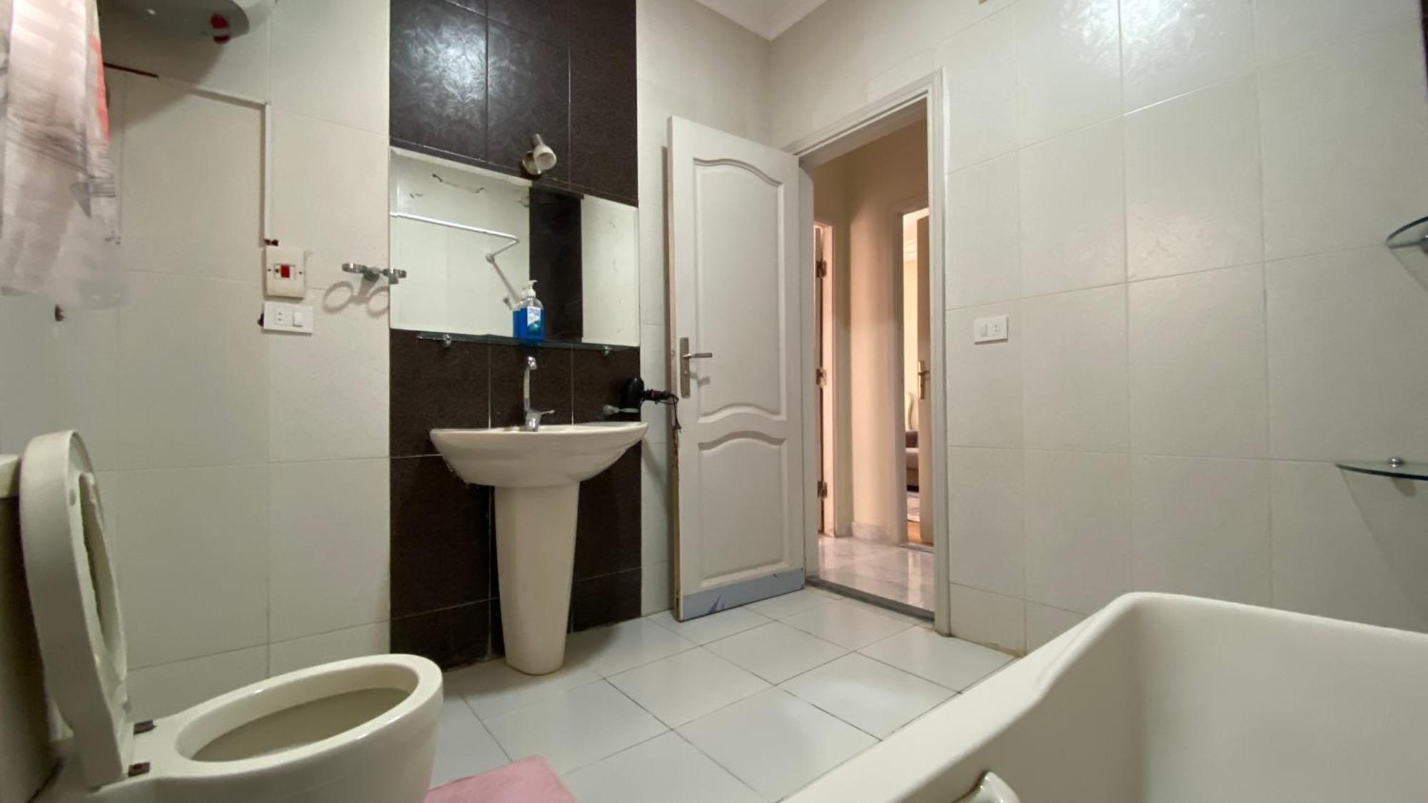 Comfortable 3br New Prime Spot Appartement